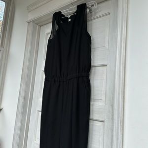 BANANA REPUBLIC BLACK CARGO JUMPSUIT WITH POCKETS SIZE 8